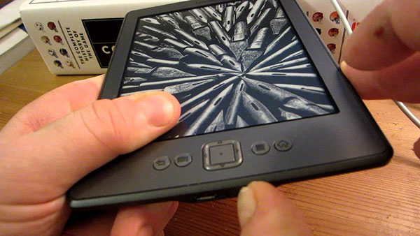 Come resettare Kindle con Glitches o riavviare alle impostazioni di fabbrica